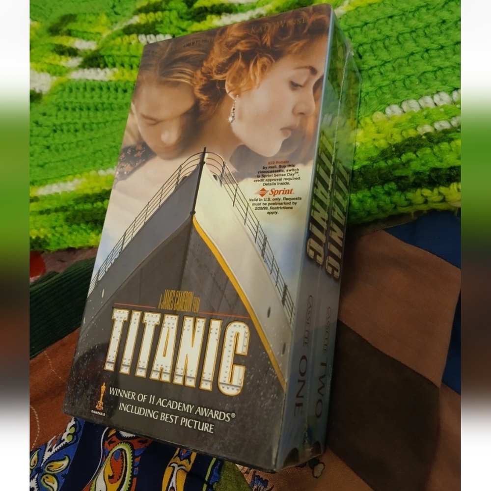 90s Vintage Titanic Movie Sealed VHS Set Leonardo DiCaprio Kate Winslet
